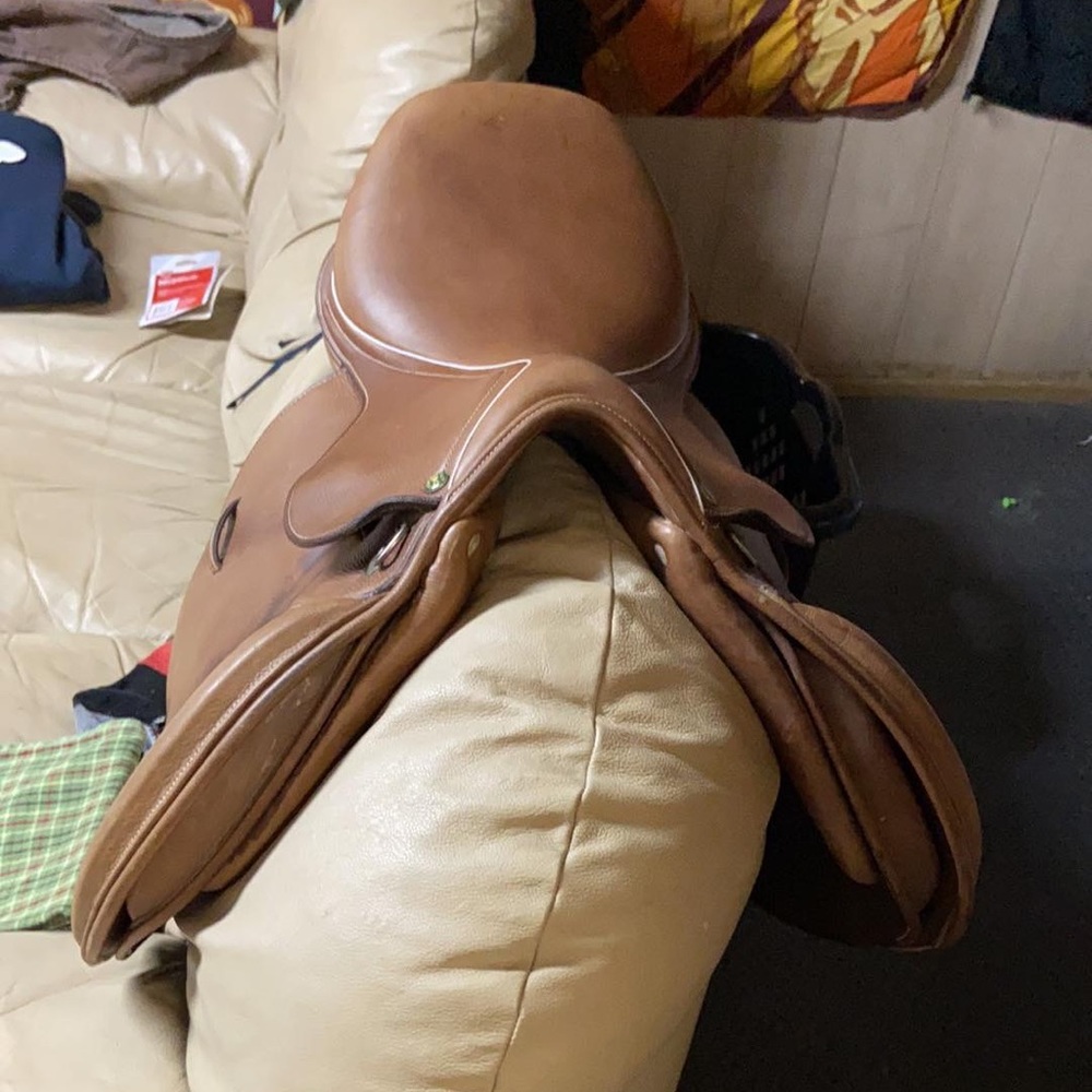 HDR Pro Concept Jump Saddle - Picture 2 of 4